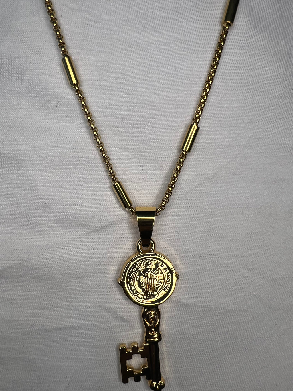 Men's Stainless Steel Necklace with Bold Key Pendant - 24 Inches Fade-Free