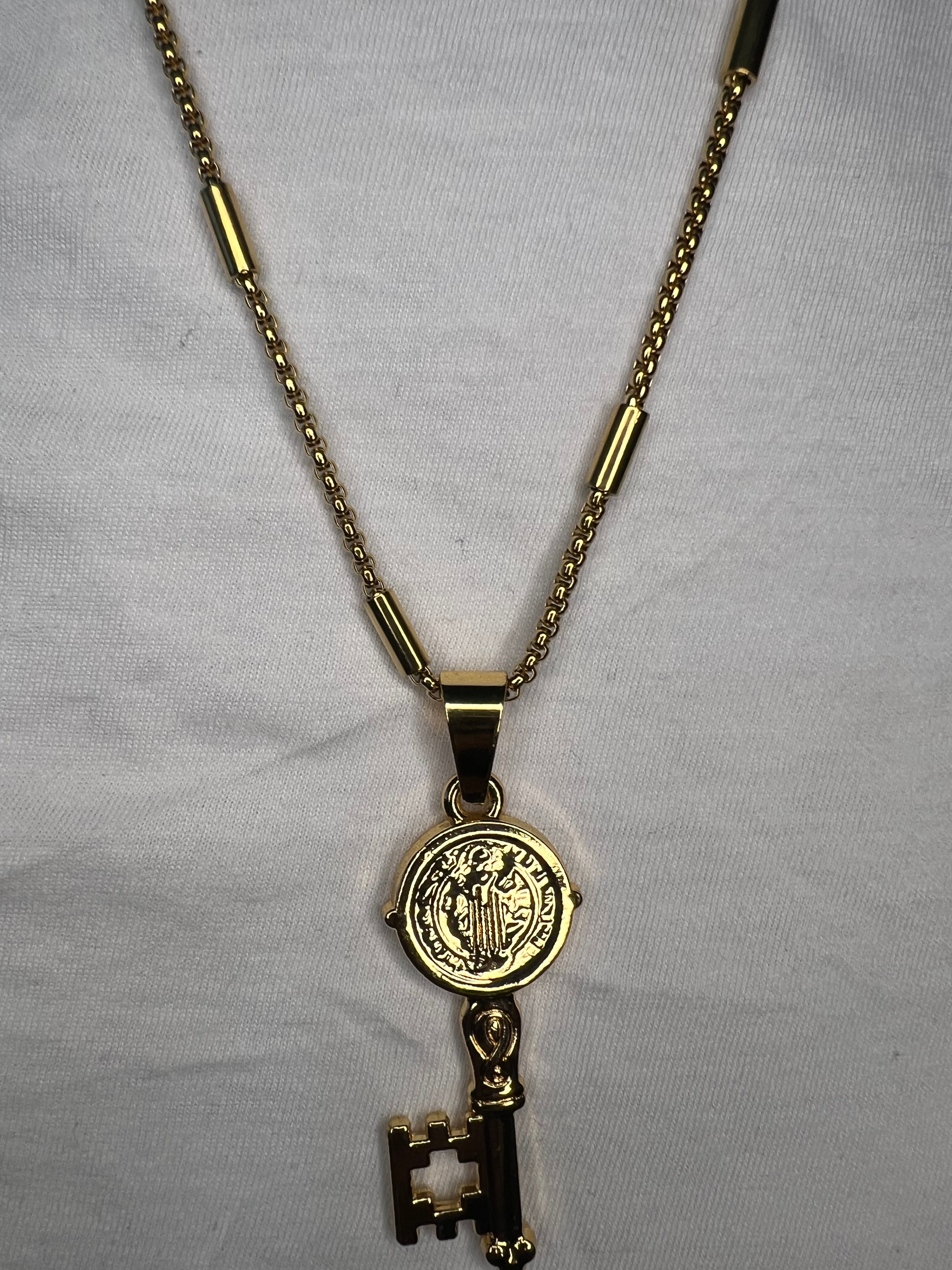 Men's Stainless Steel Necklace with Bold Key Pendant - 24 Inches Fade-Free