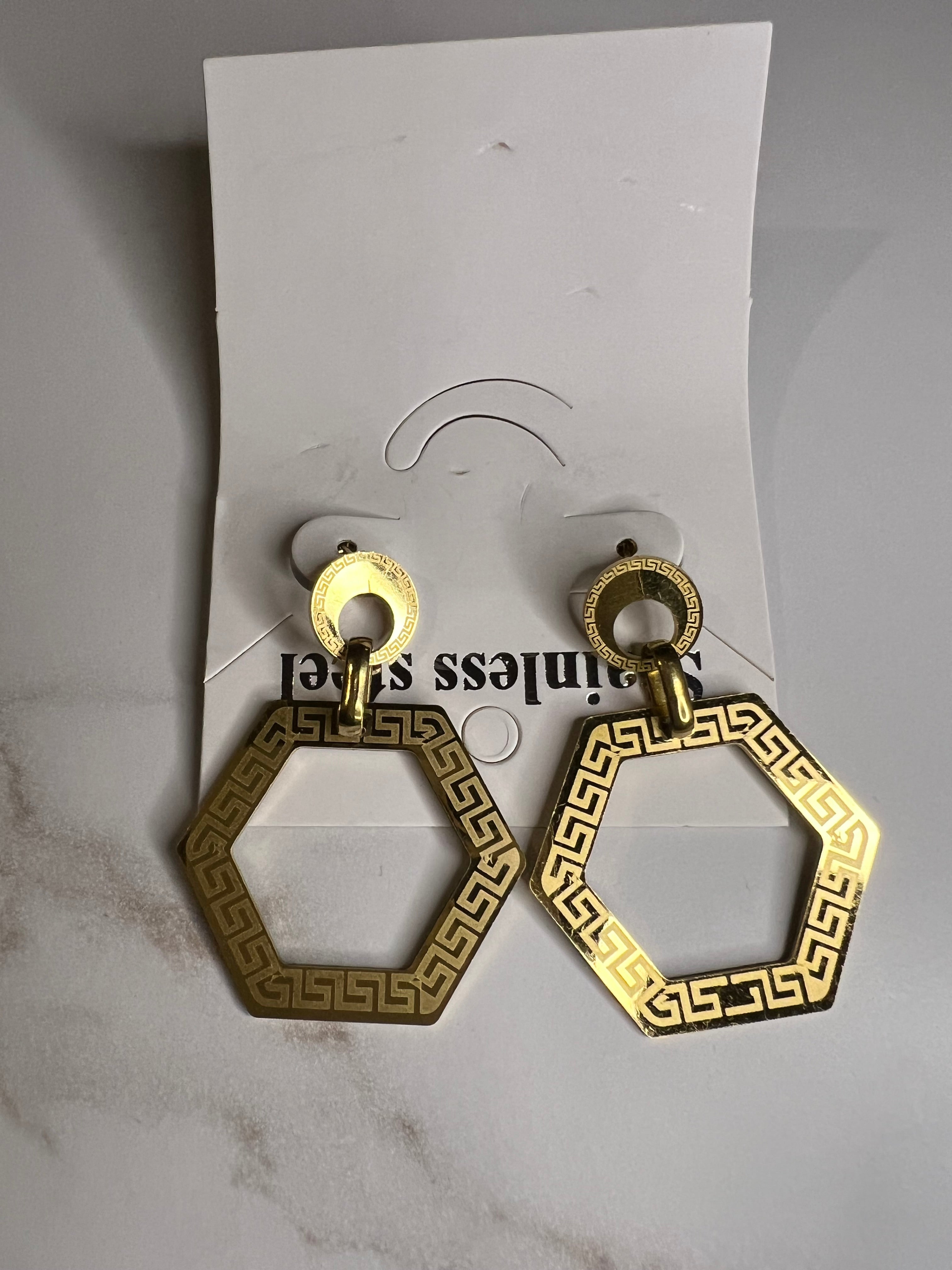 Gold Fancy Dangle/Drop Earrings