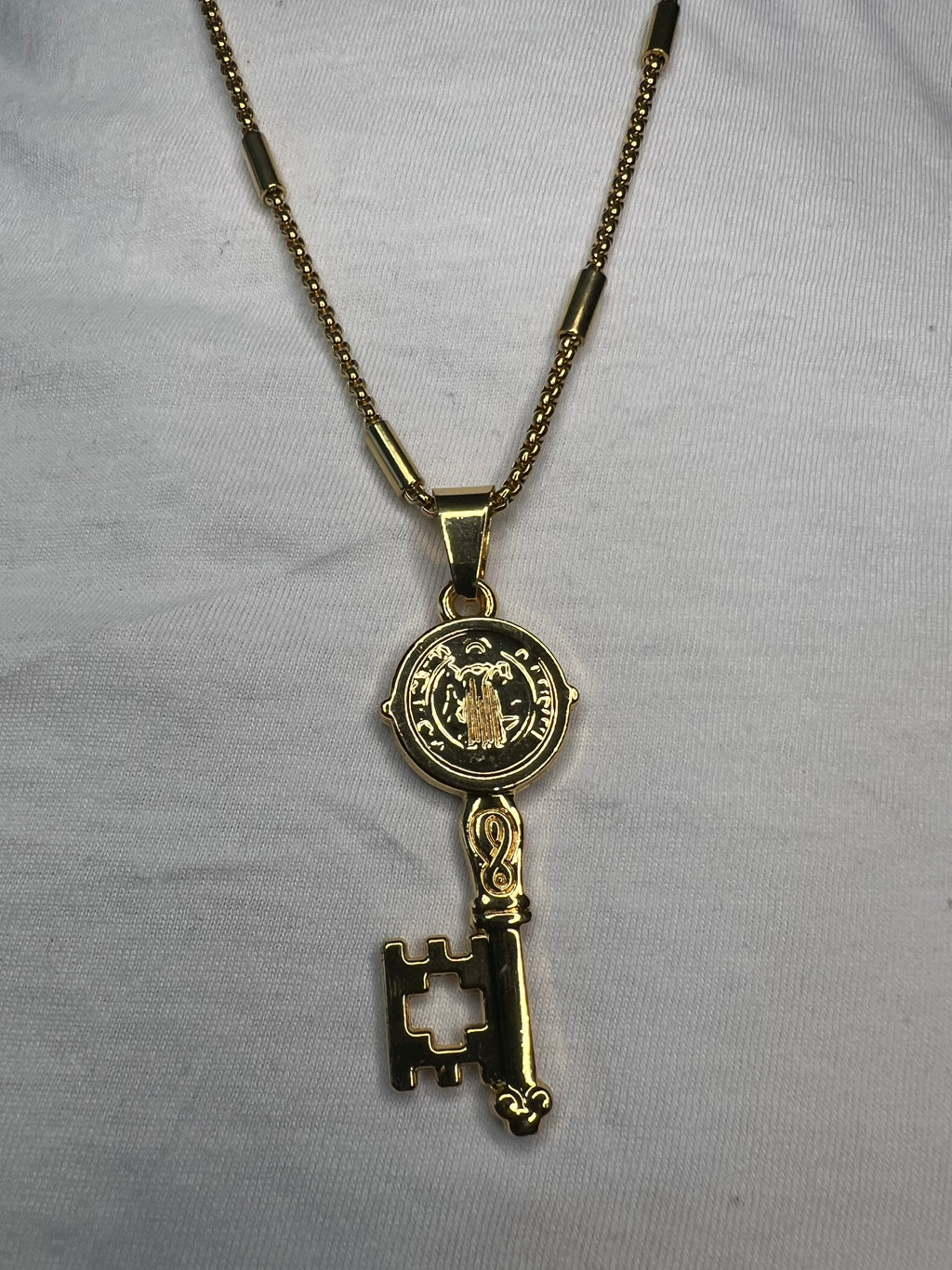 Men's Stainless Steel Necklace with Bold Key Pendant - 24 Inches Fade-Free