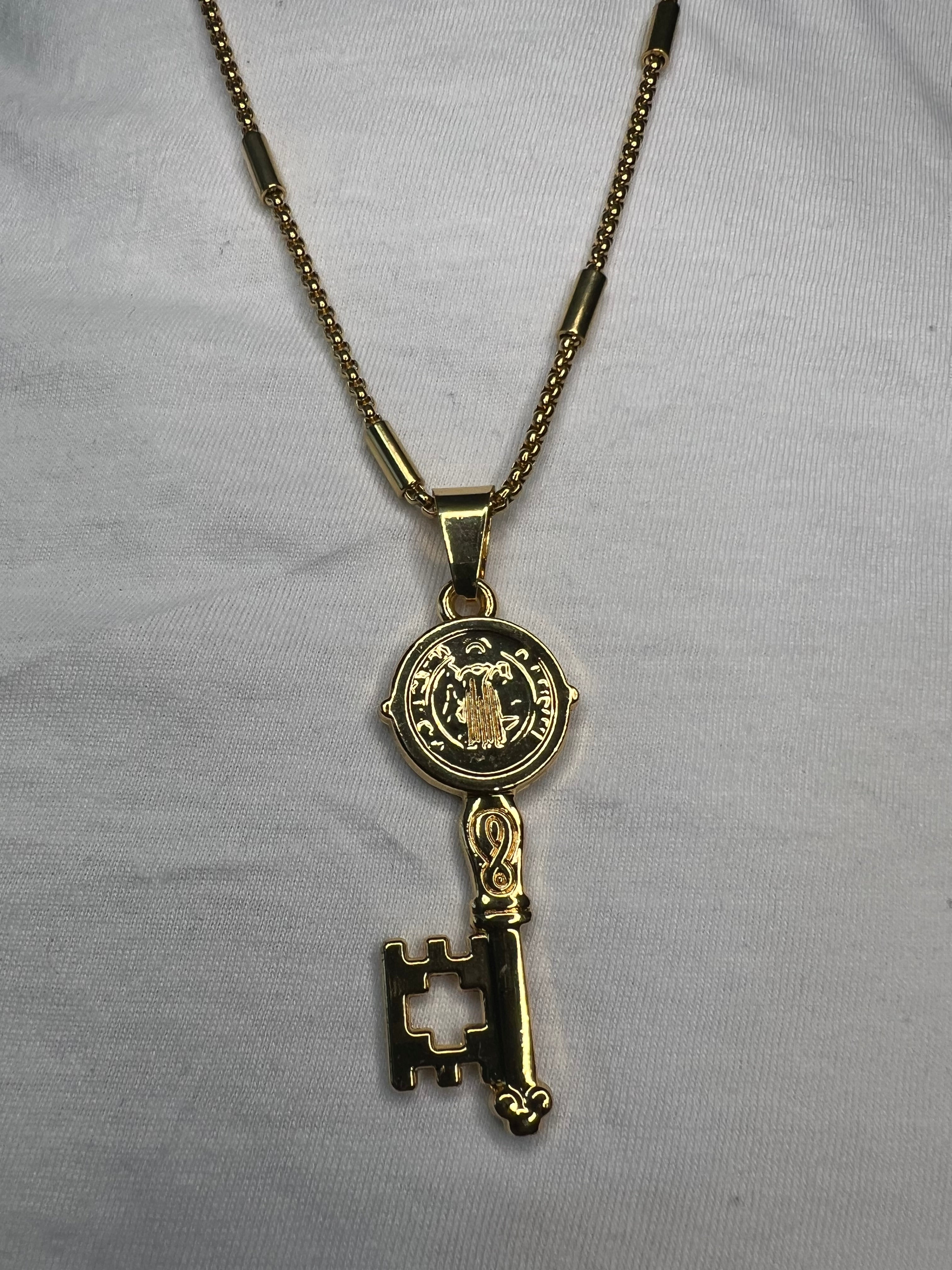 Men's Stainless Steel Necklace with Bold Key Pendant - 24 Inches Fade-Free